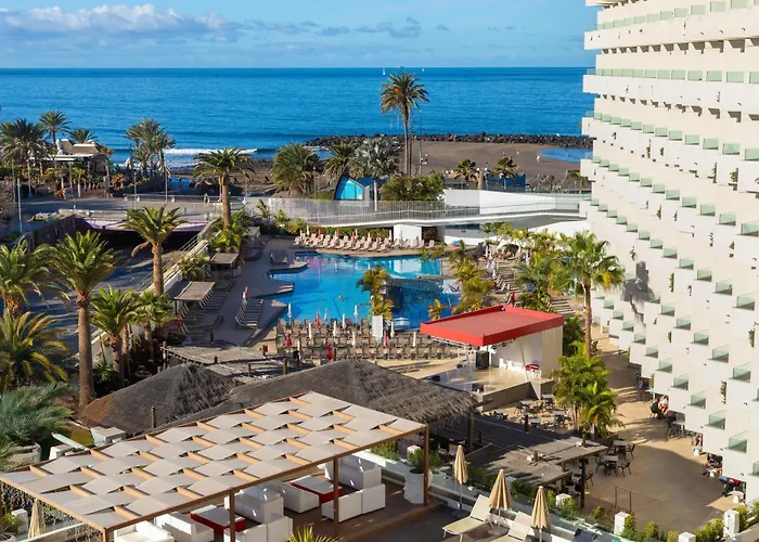 Hotel Con Piscina Alexandre Troya