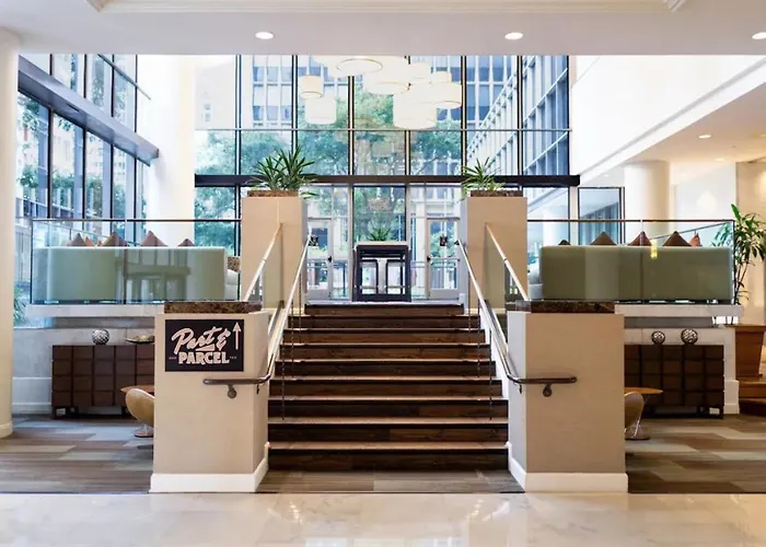 Romantic hotels Whitehall Houston
