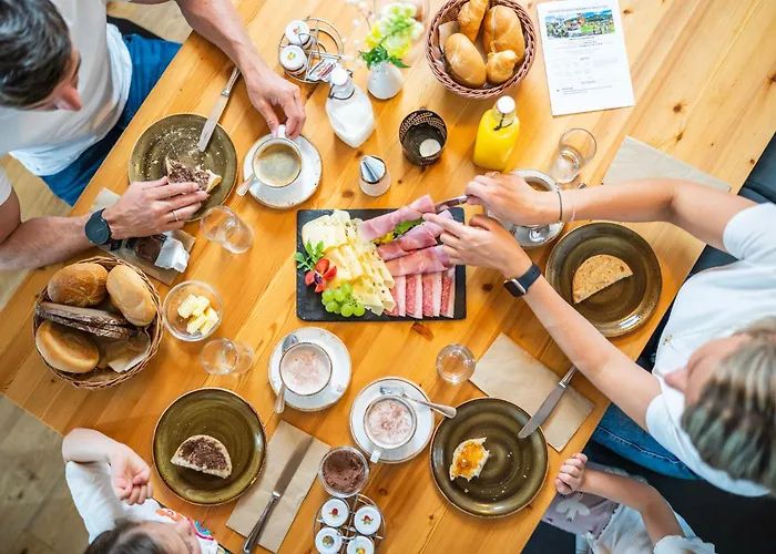 Villa: Trattlers Hof-Chalets