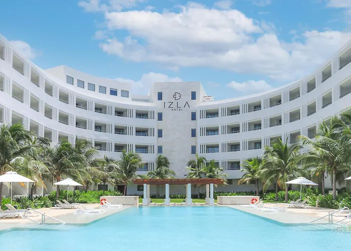 Izla Beach Front Hotel