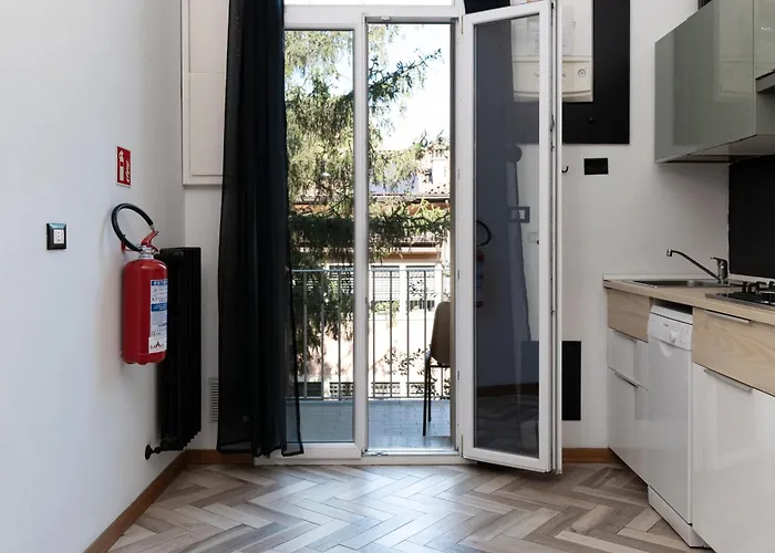 Saragozza Apartments