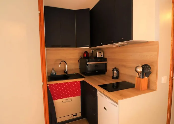Appartement rénové au cœur d'Arêches-Beaufort, proche pistes, balcon plein sud, piscine, pour 4 pers. - FR-1-342-167