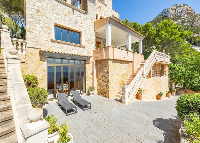 Villa Cala Llamp