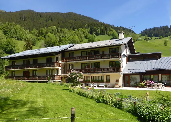 Appartement calme 4 pers, pied des pistes avec parking - FR-1-342-160