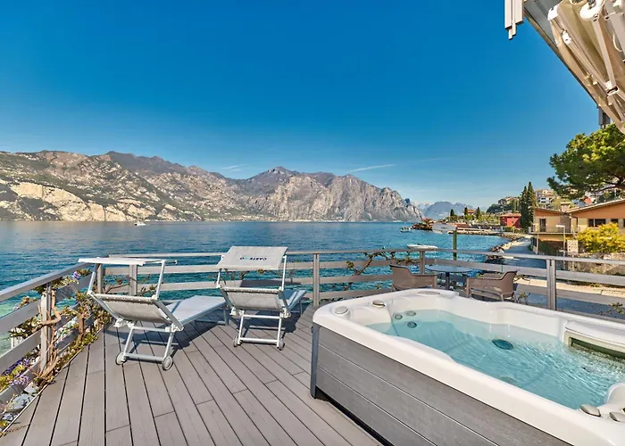 Castello Lake Front
