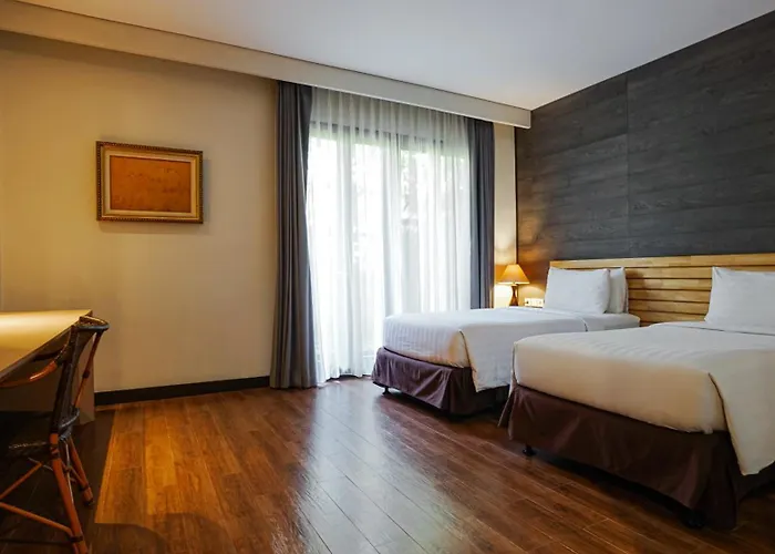 4 star hotel: Grand Whiz Hotel Nusa Dua Bali