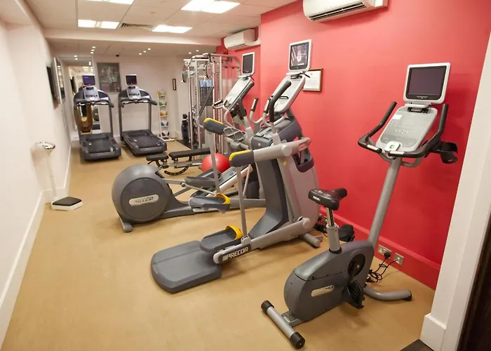 Hotels With Four Stars Hilton London Olympia