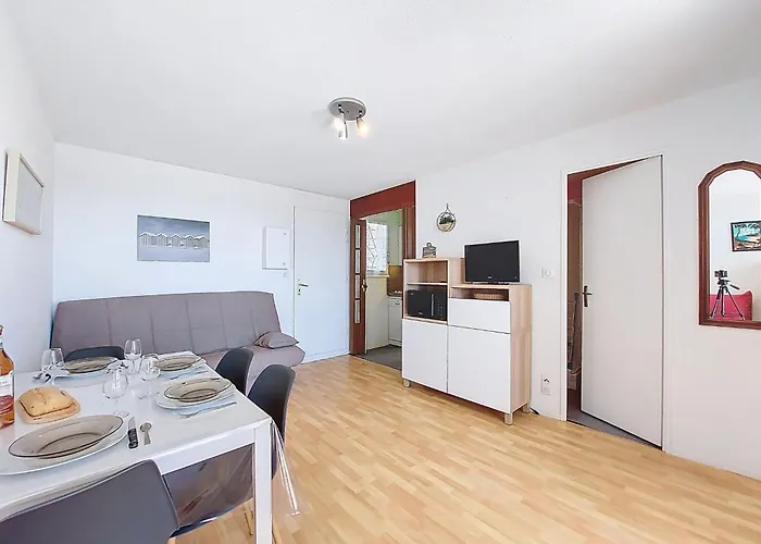 Apartment Les Balcons De L'Atlantique-10 By Interhome