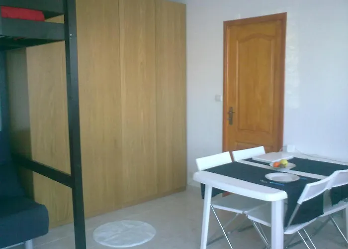 Studio proche plage clim et parking
