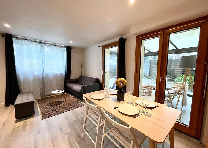 Appartement à 50m des plages