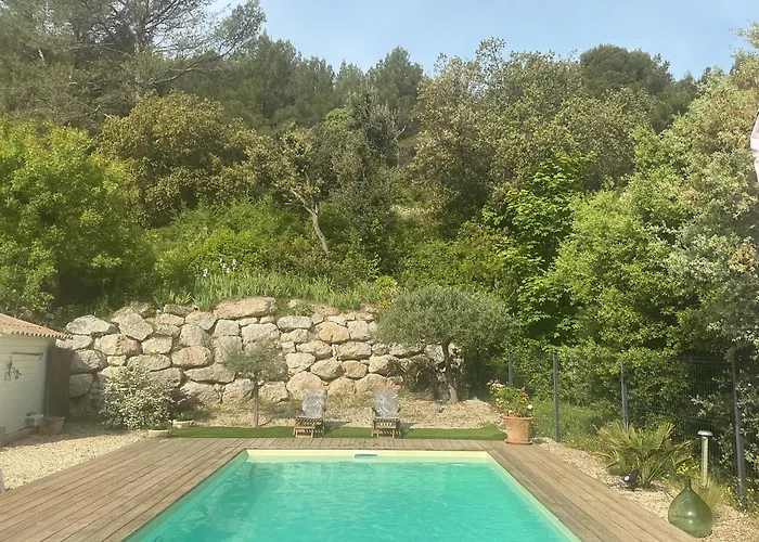 Studio de charme avec piscine