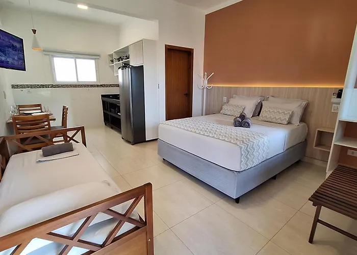 Pousada Solarium Flats Itagua Próximo ao Aquário e a Praça da Baleia