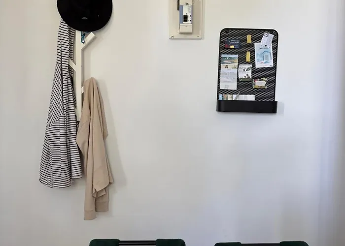 Studio 400M De La Mer