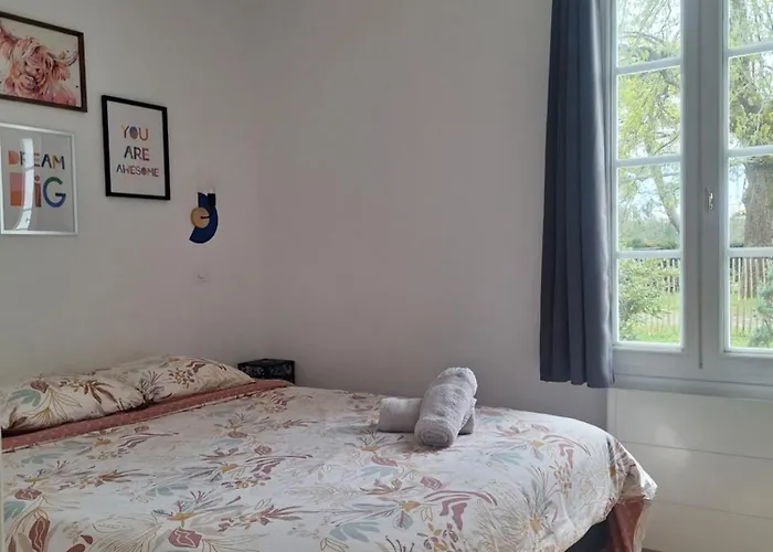 La Pinède du Chéou, Piscine, Logement indépendant, Parking, Draps, Wifi fibre