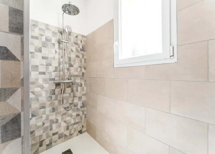 Villa Maria - Piscine - Parking- Wifi- Proche Ventoux - Ideal Cyclistes