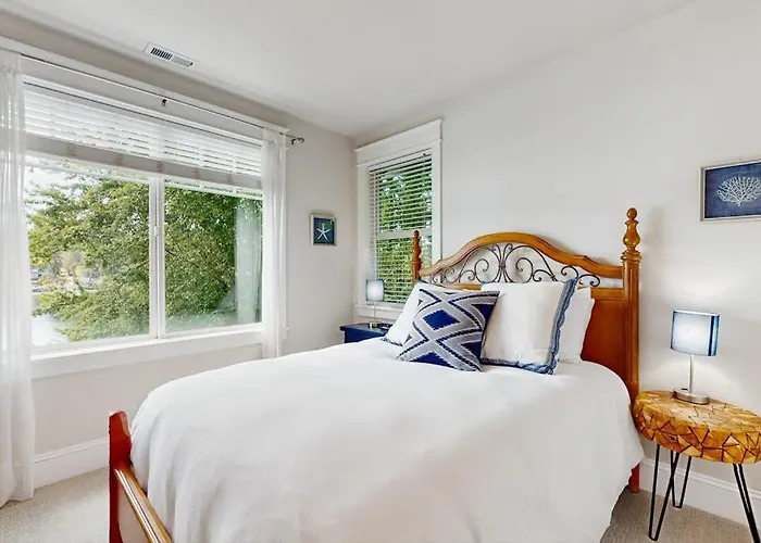 Raft Island Retreat