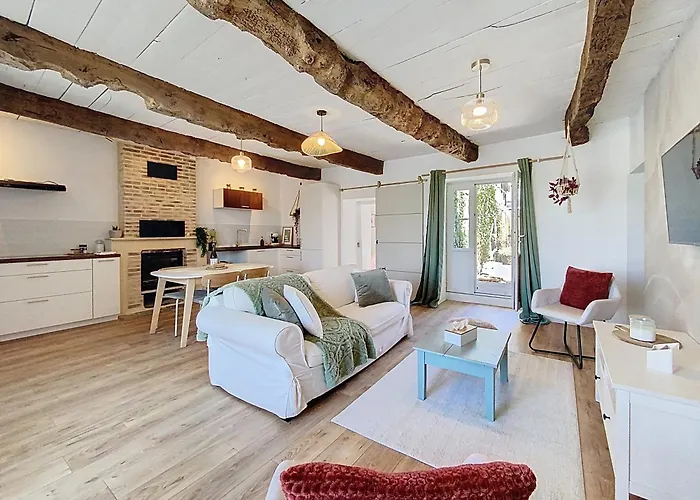 Le Gite Du Bois Robin - 2 Bedroom House