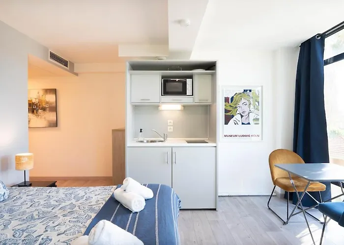 Studio Cosy à 300m du port