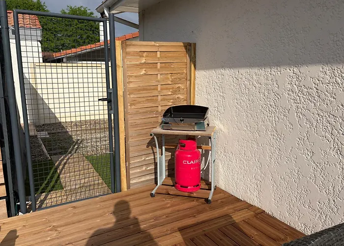 Suite indépendante avec piscine proche Océan