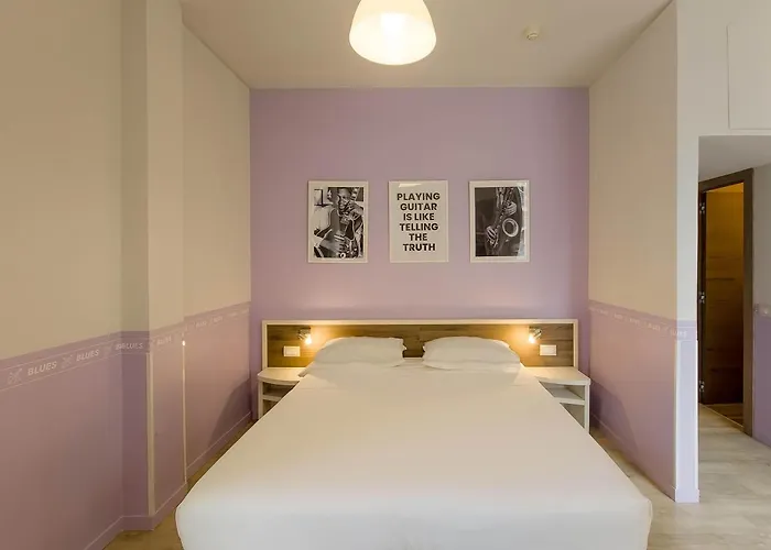 Hotel Nologo