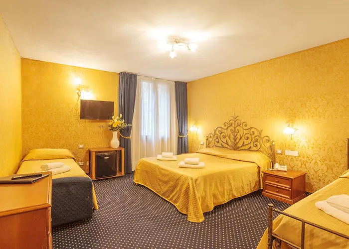 Hôtel avec piscine: Hotel Castello