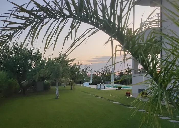 Villa Lauro Luxury B&B