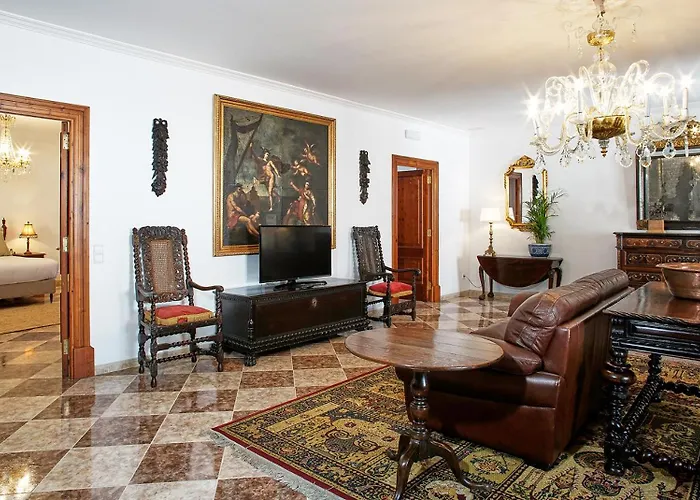 Airport Hotel: Casa Delmonte - Turismo De Interior