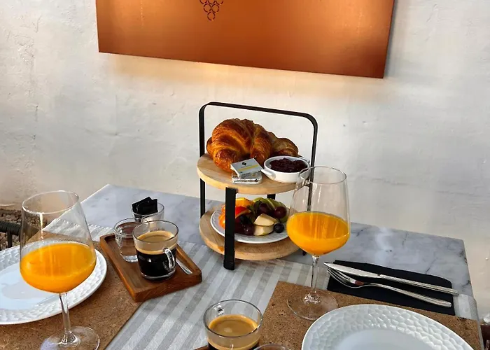 Del Vino LA COSTERA