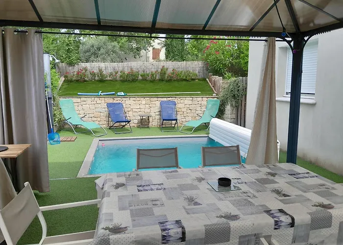 Villa Au Pied Du Ventoux