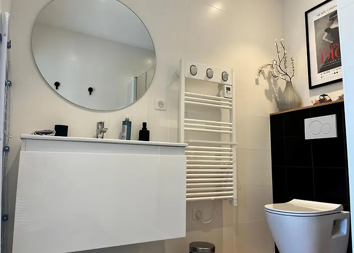 L'Annexe, F2 avec jardin, 800 m de la plage