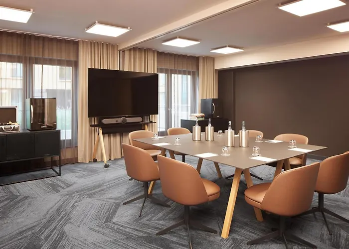 Boutique-Hotel: Adina Apartment Hotel Dusseldorf