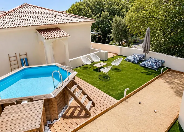 Villa entièrement rénovée avec piscine en plein coeur de Bastia - Corse