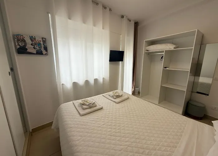 Four Rooms Naxos