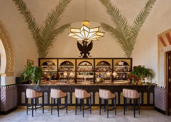 Resort: Alhambra Palace Hotel