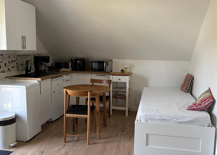 Lomener - La Goelette - studios à 450m de la plage