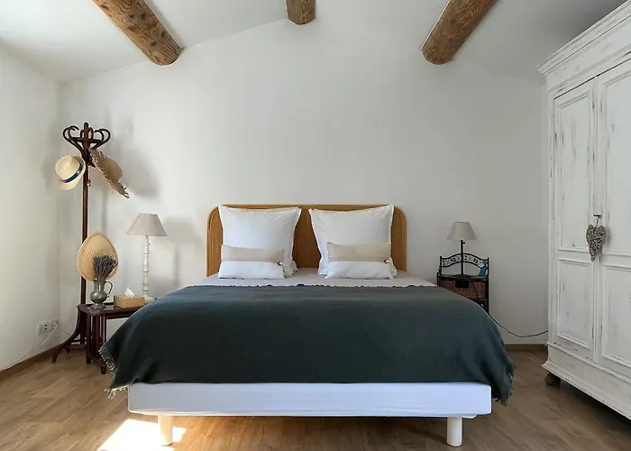 Studio de charme avec piscine