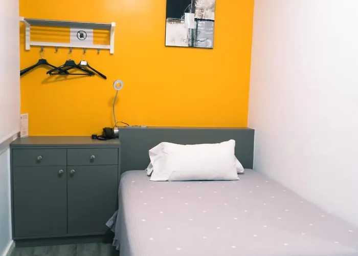 Hôtel bon marché: Hotel Alguer Camp Nou