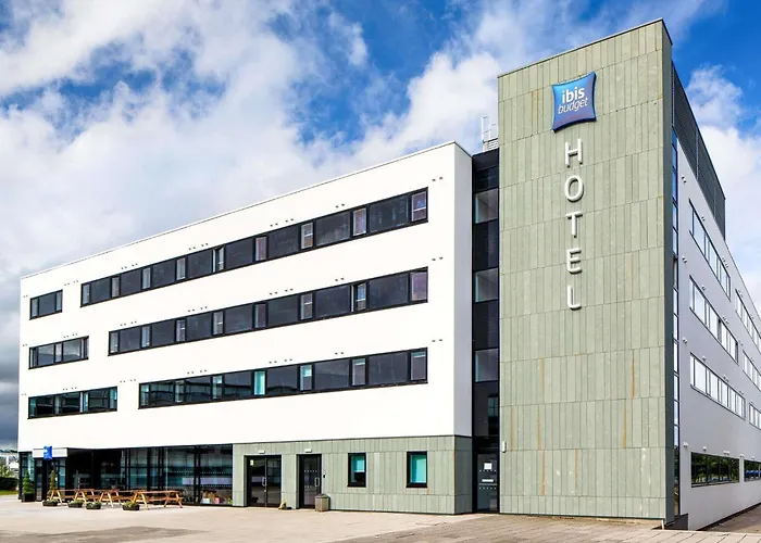 Pet Friendly hotel: Ibis Budget Hotel Edinburgh Park