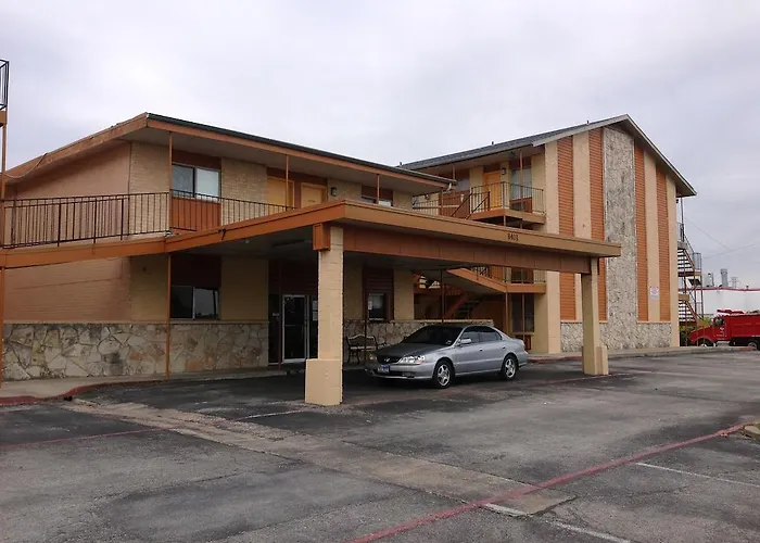 Motel: Express Inn Fort Worth