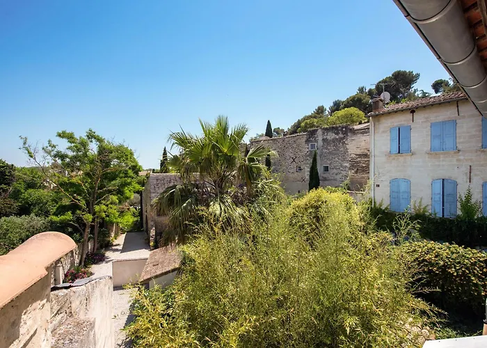 Saint Eloi - duplex centre historique de VILLENEUVE LES AVIGNON