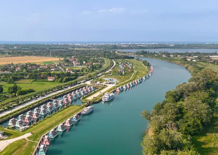  Marina Azzurra