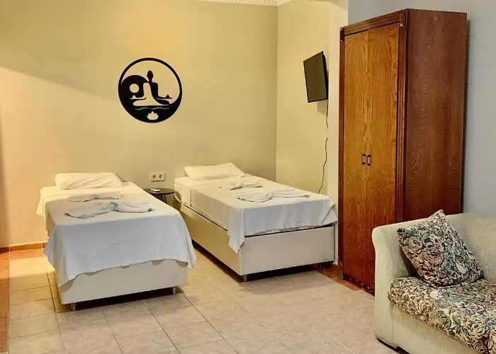 Rosy Suites Hotel