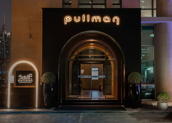 Romantic hotels Pullman Dubai Jumeirah Lakes Towers