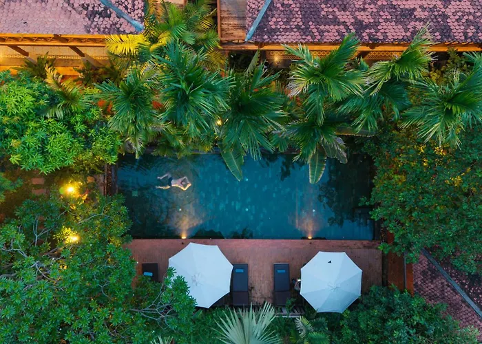 Isann Lodge