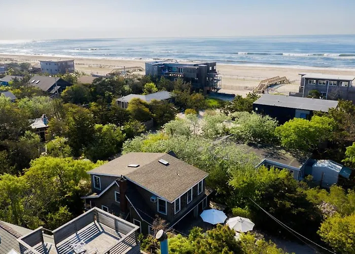 Seaside Escape On Huron