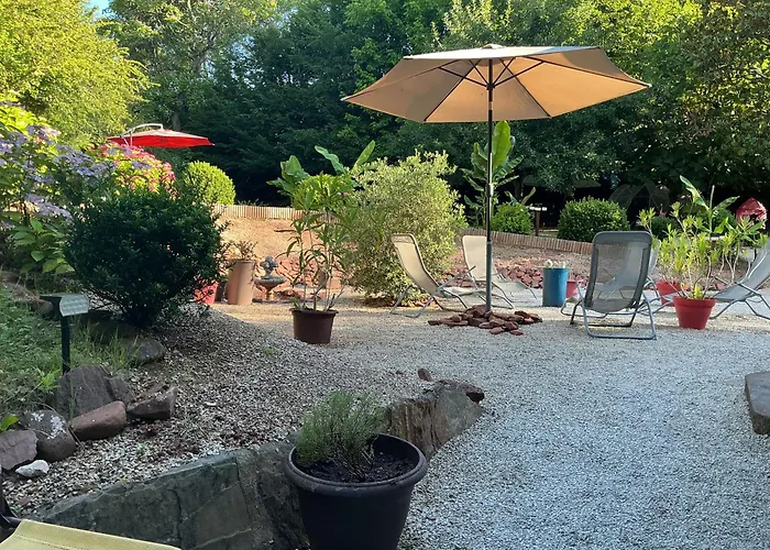 Luxe,piscine,jacuzzi,moulin historique en pierres entièrement rénové
