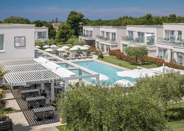 Maj Luxury Residence