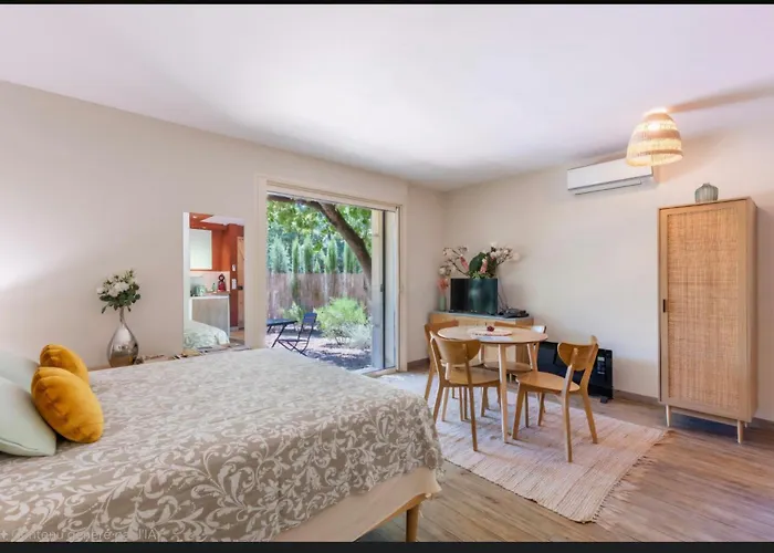Lou Gordoletto&piscine privée