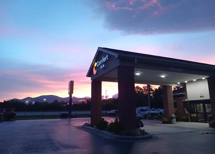 Comfort Inn Near Downtown & Blue Ridge Pkwy