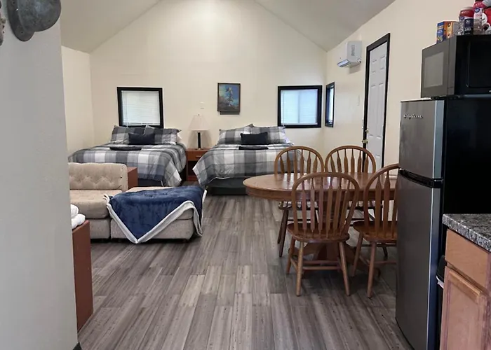 Glacier Peak Resort And Rv Park